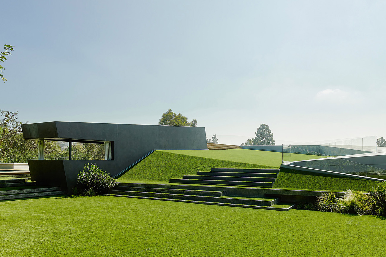 Barrington House – Minimalist House with Grass Roof