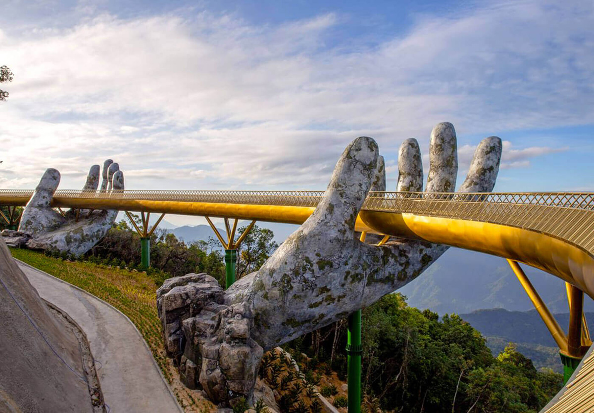Breathtaking Giant Hands Bridge In Vietnam