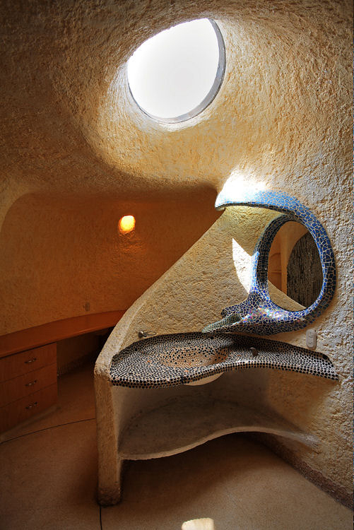Hautilus house
