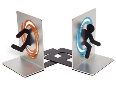 15 Creative Bookends