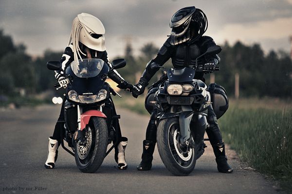 Nieuw 15 Cool and Creative Motorcycle Helmet Designs OV-73