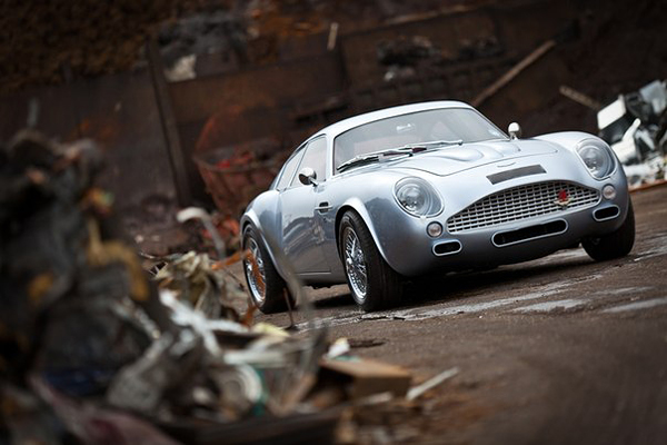 Aston Martin DB7 / DB4 GT Zagato Evocation