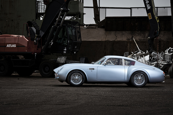 Aston Martin DB7 / DB4 GT Zagato Evocation