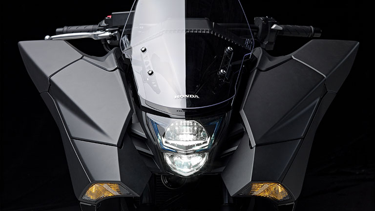 Honda NM4 Vultus