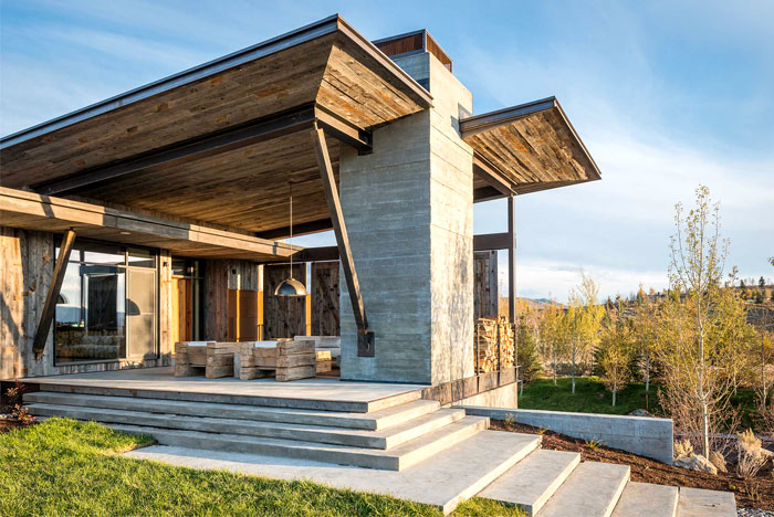 Rustic Luxury Mountain House