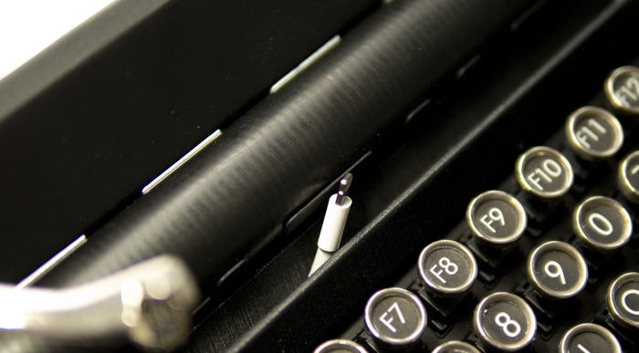 Retro-Themed Mechanical Keyboard Qwerkywriter