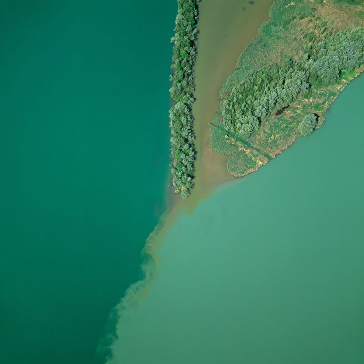 Colours of the Earth by Bernhard Edmaier