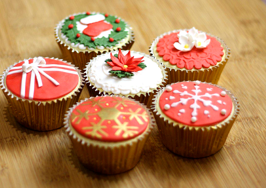 Cute Cupcake Designs Easy : 12 Amazing Cupcake Decorating Hacks To Make You Look Like A Pro Dessert Recipe Ideas By So Yummy Youtube, Maybe you would like to learn more about one of these?