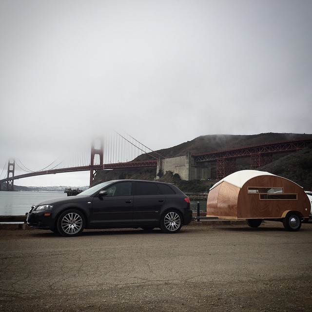 Hutte Hut Trailer