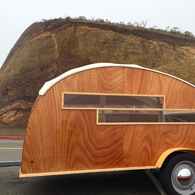 Hutte Hut Trailer