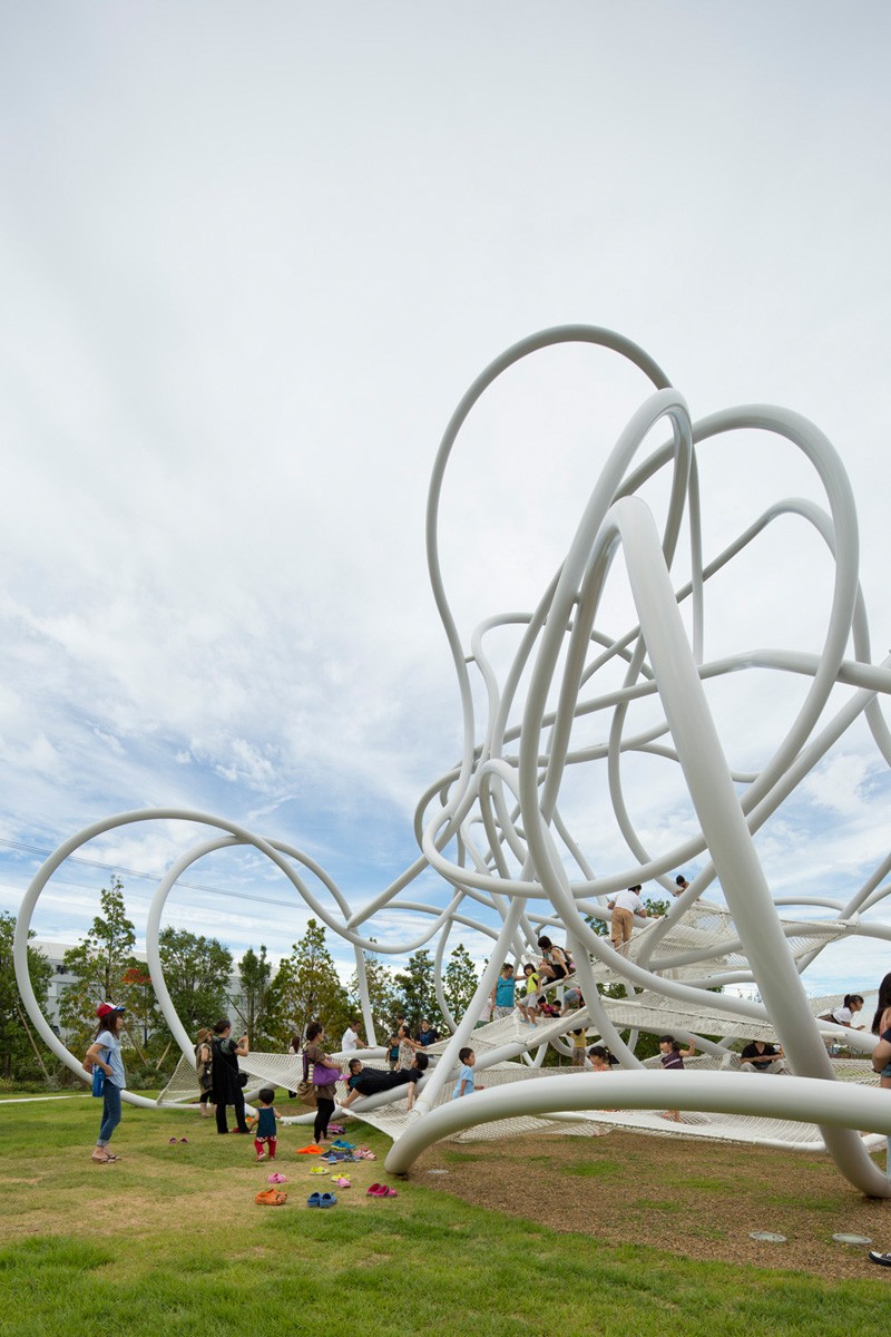 Sculptural Playground Forest Loops in Japan