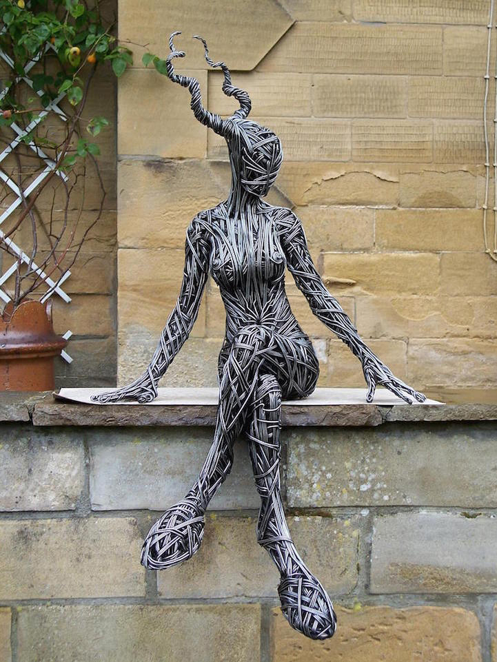 Wire Sculptures by Richard Stainthorp