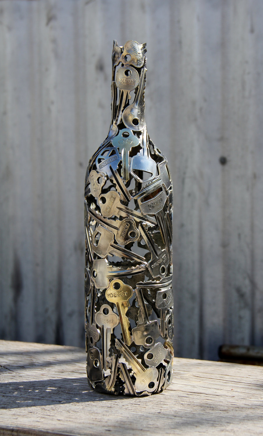 red wine key bottle by Moerkey