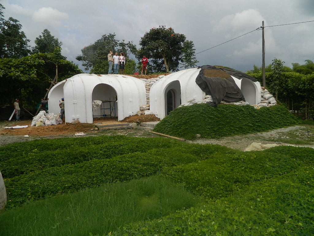 Company Builds Hobbit Houses In Just 3 Days