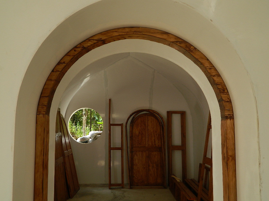 Company Builds Hobbit Houses In Just 3 Days