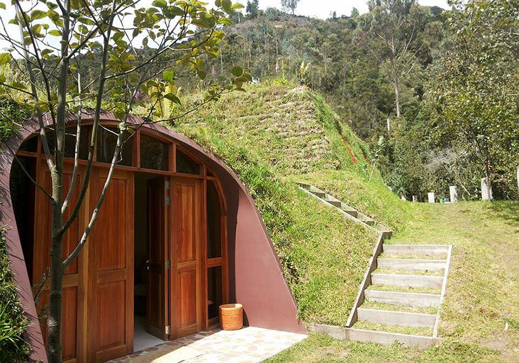 Company Builds Hobbit Houses In Just 3 Days