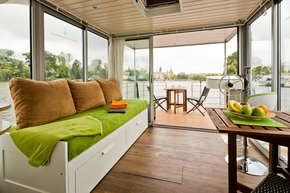 Innovative Nautilus Houseboats for Modern Lifestyle