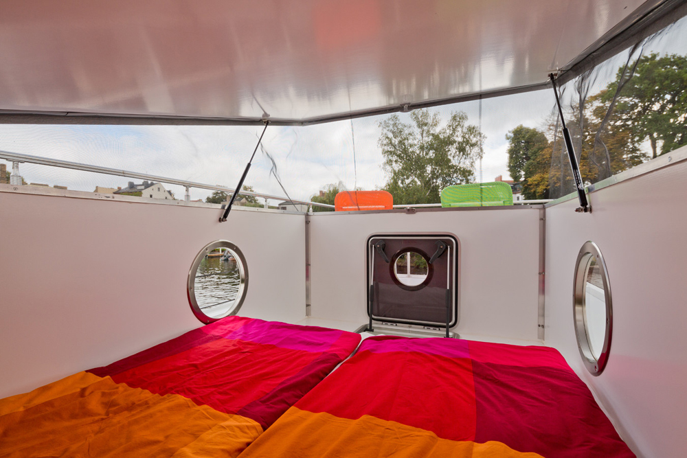 Innovative Nautilus Houseboats for Modern Lifestyle