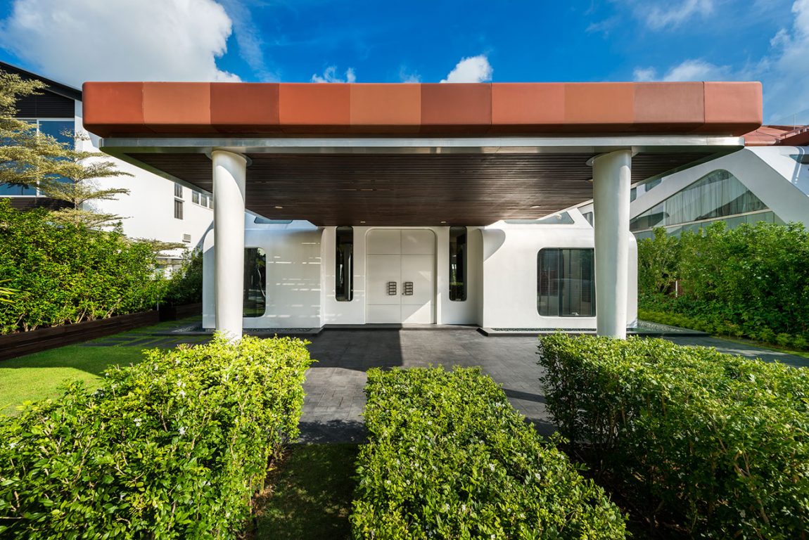Modern Villa Mistral in Singapore