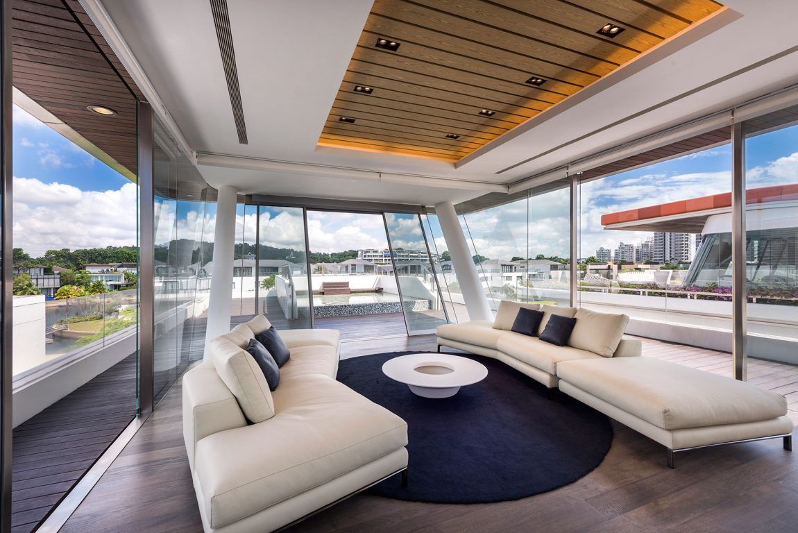 Modern Villa Mistral in Singapore