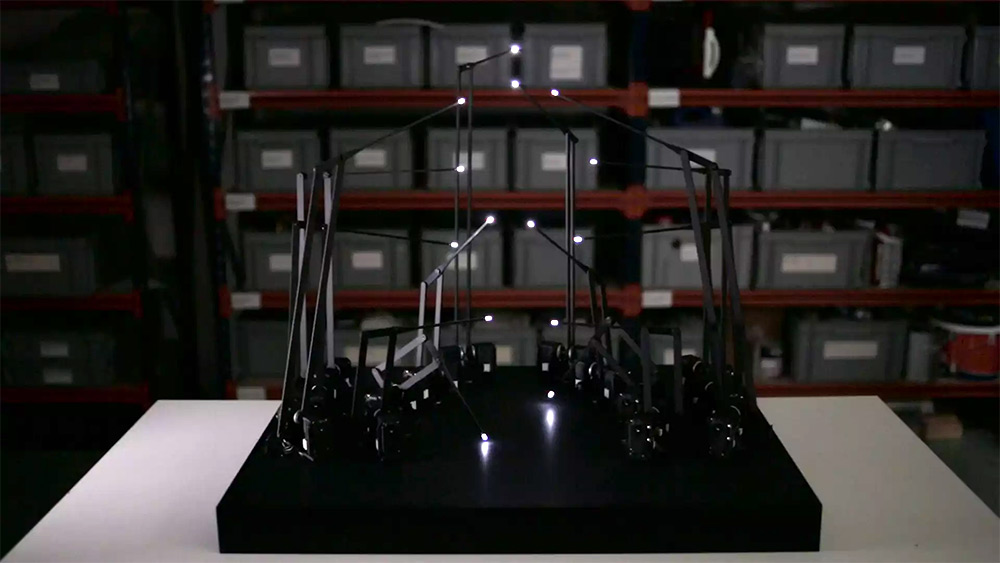 A Kinetic Sculpture Mimics a Walking Person