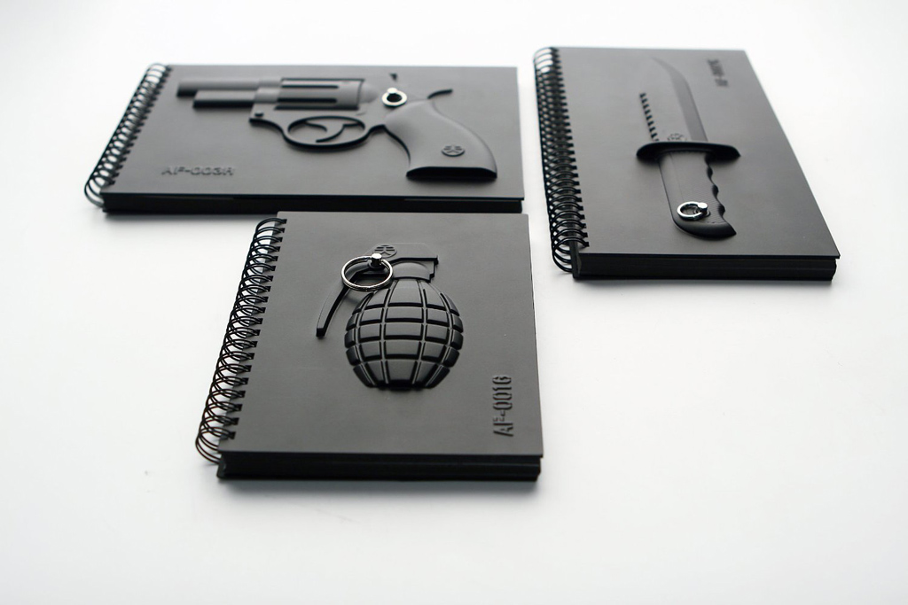 MollaSpace Armed Notbook