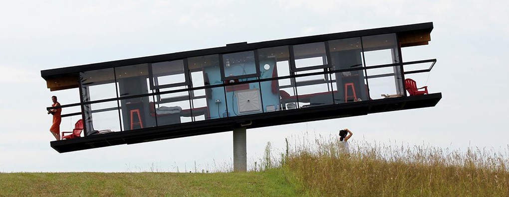 This House Built On A Single Column Can Rotate 360-Degrees