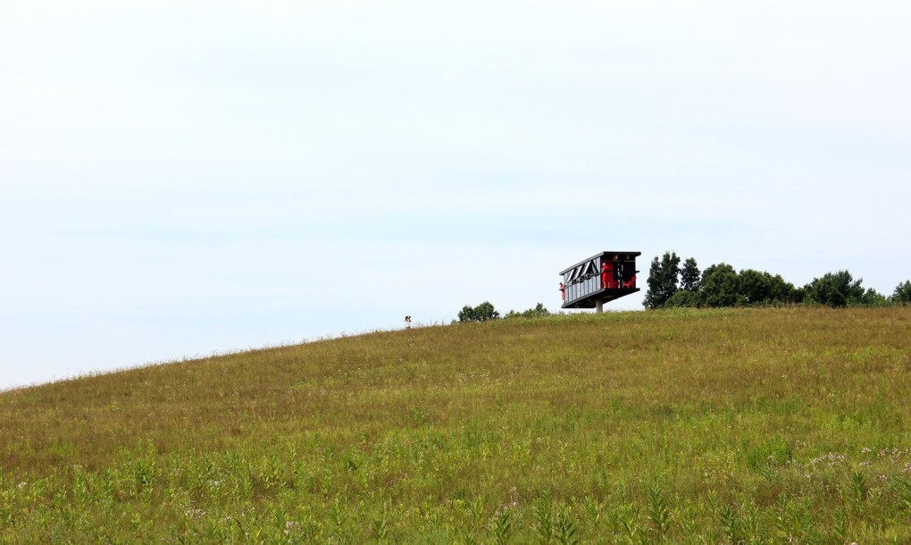 This House Built On A Single Column Can Rotate 360-Degrees