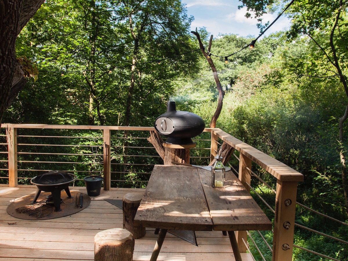 Luxurious Treehouse With A Sauna, Hot Tub And Slide