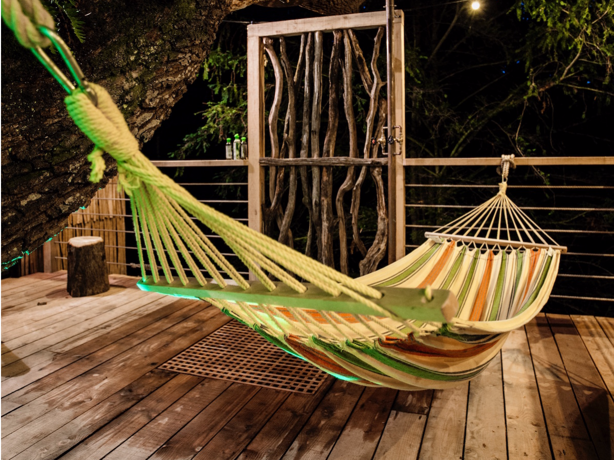 Luxurious Treehouse With A Sauna, Hot Tub And Slide