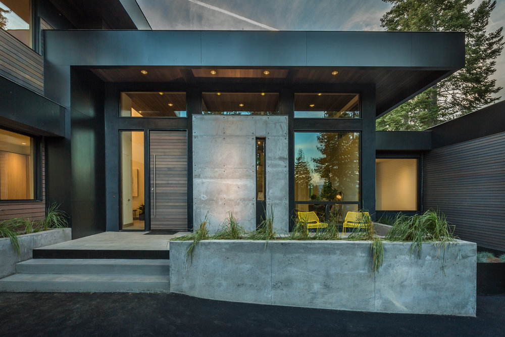 Contemporary Californaia House In The Forest