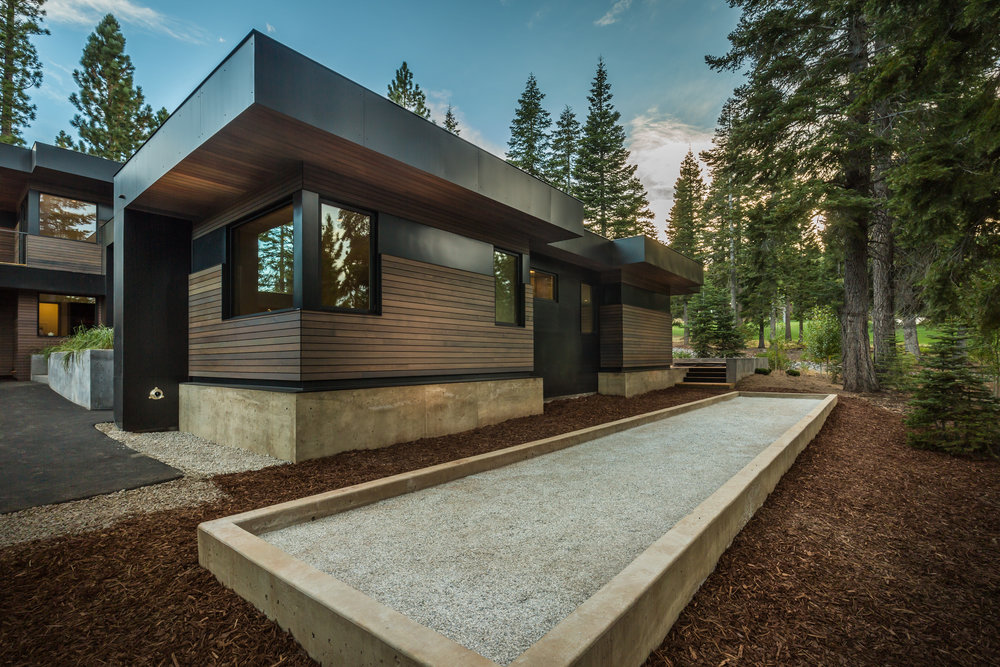 Contemporary California House In The Forest