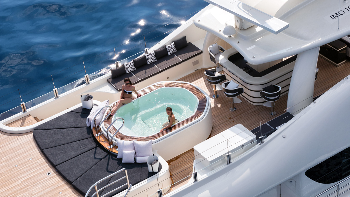 Top 10 Superyacht Sundecks