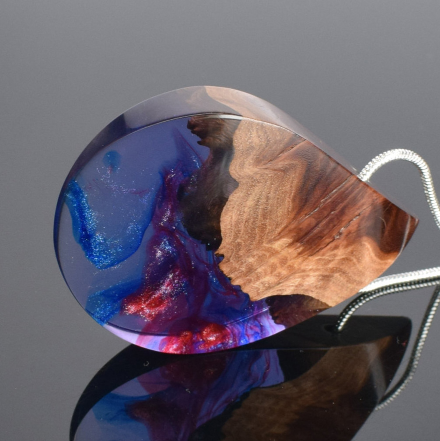 resin jewellery