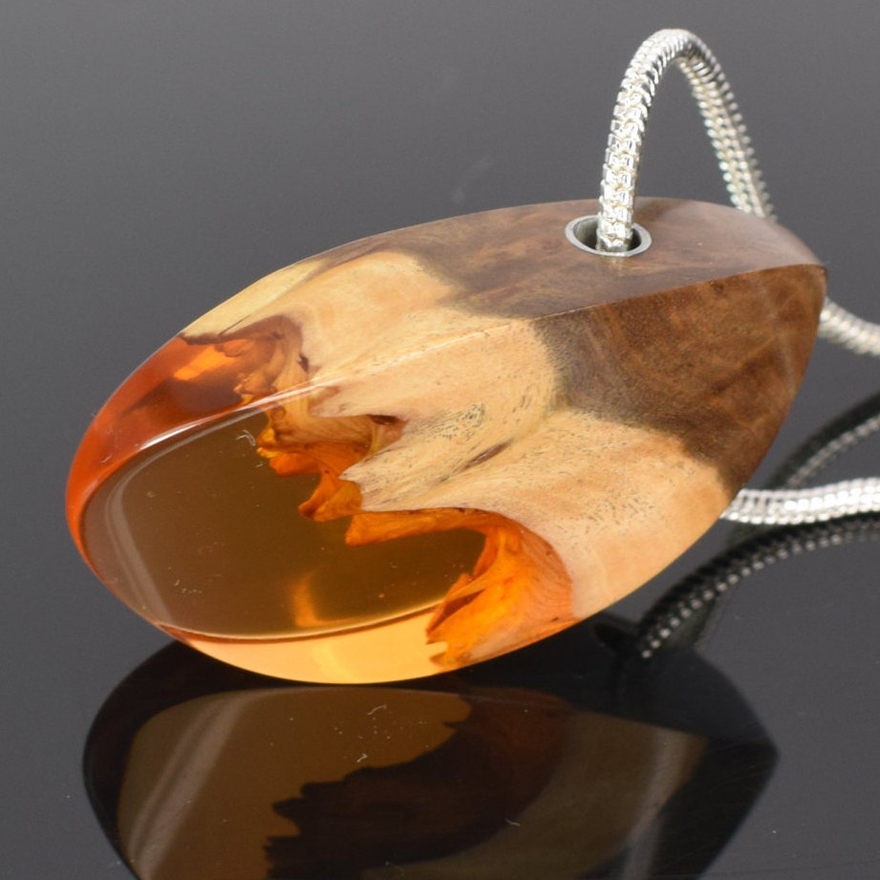 wood jewellery