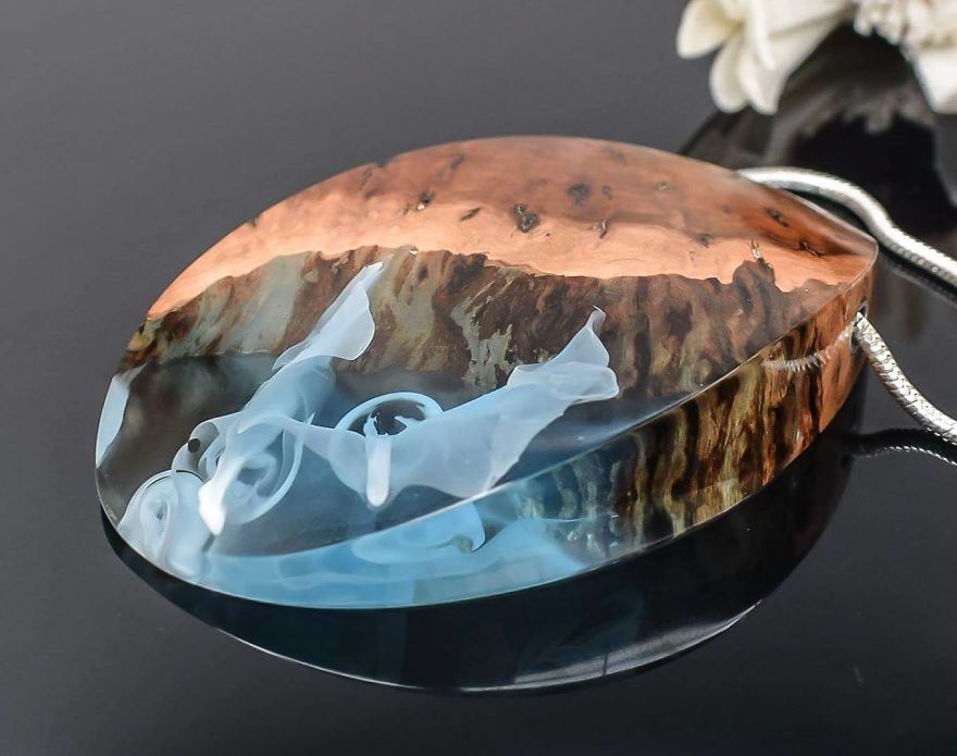 resin jewellery