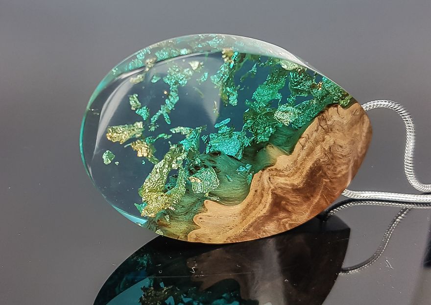 resin pendants