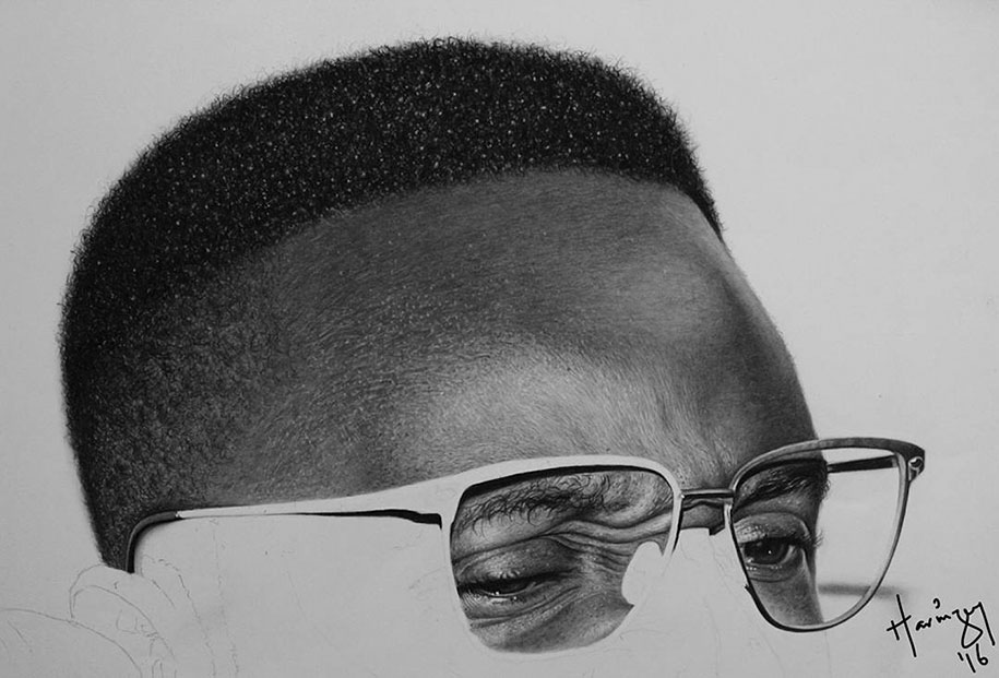 unbelievably realistic pencil drawing