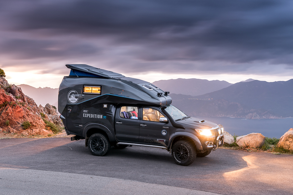 Toyota Hilux Expedition V1 Camper