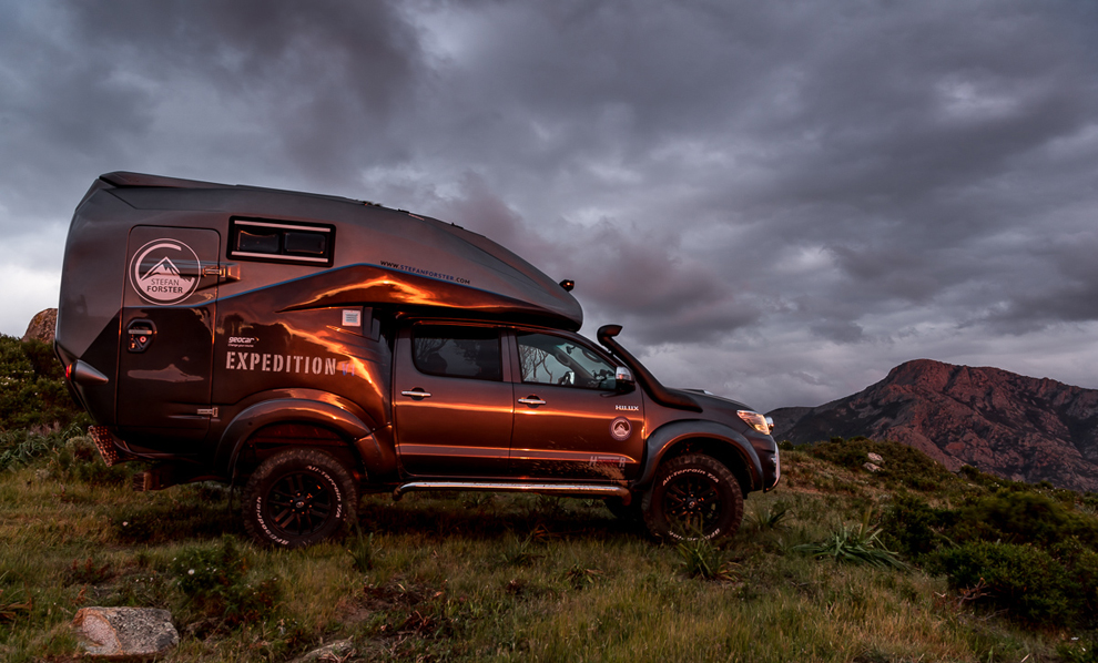 Toyota Hilux Expedition V1 Camper
