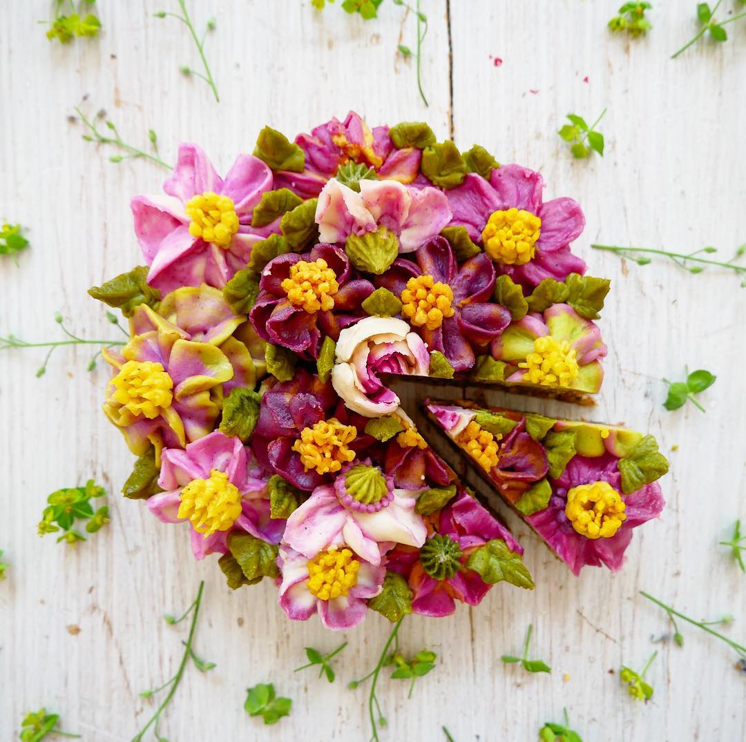 flower vegan cakes