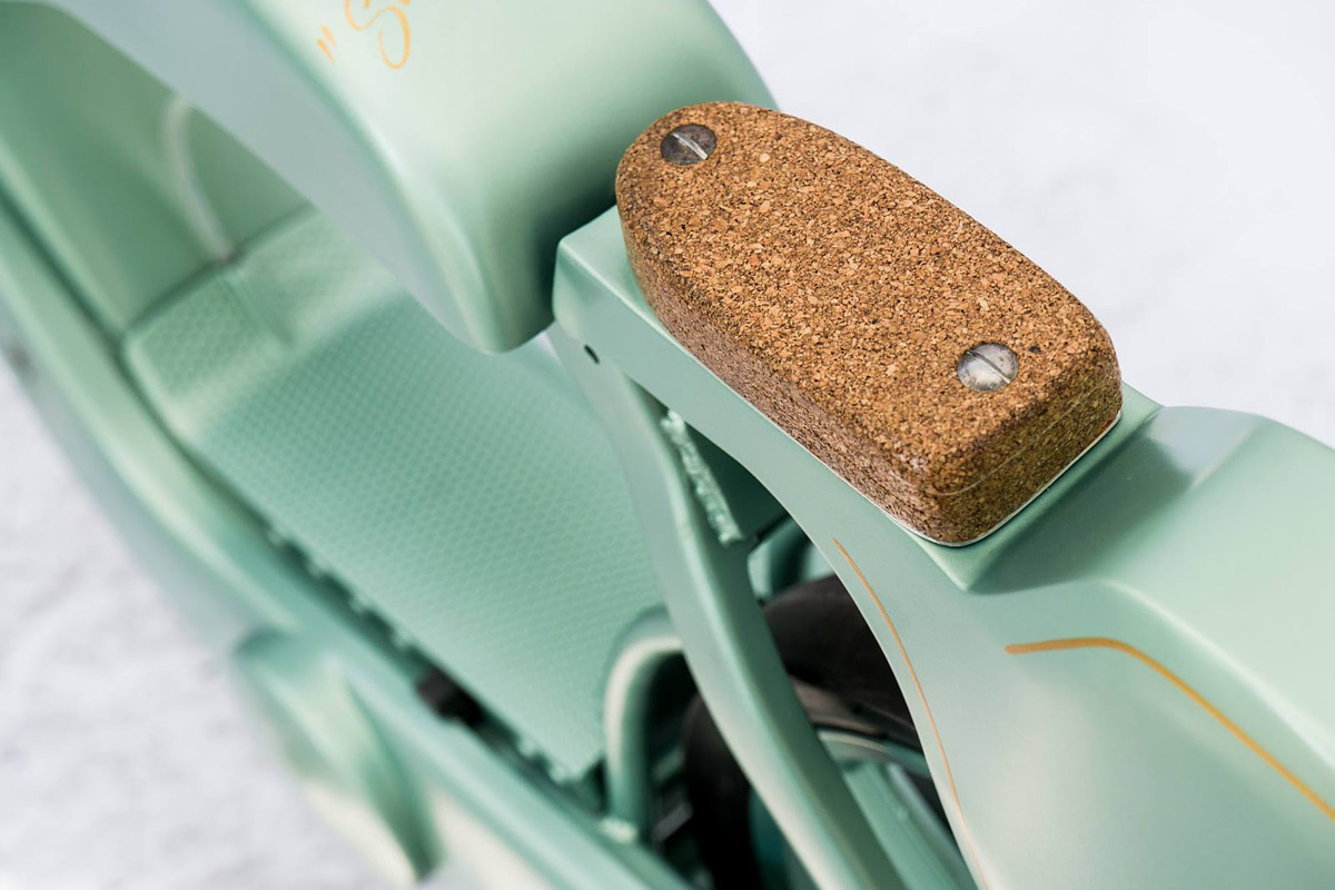cafe racer seats