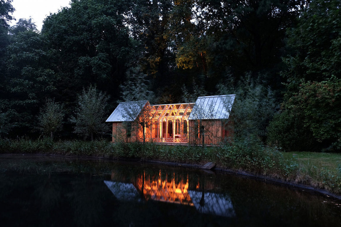 wooden house photos