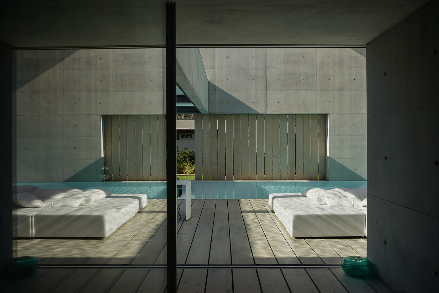 houses with indoor pools