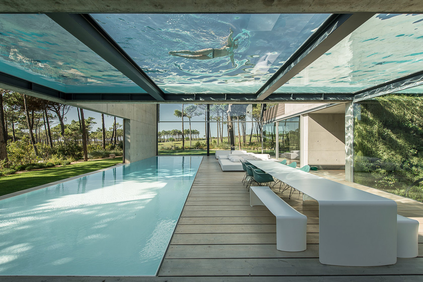 the glass house with pool
