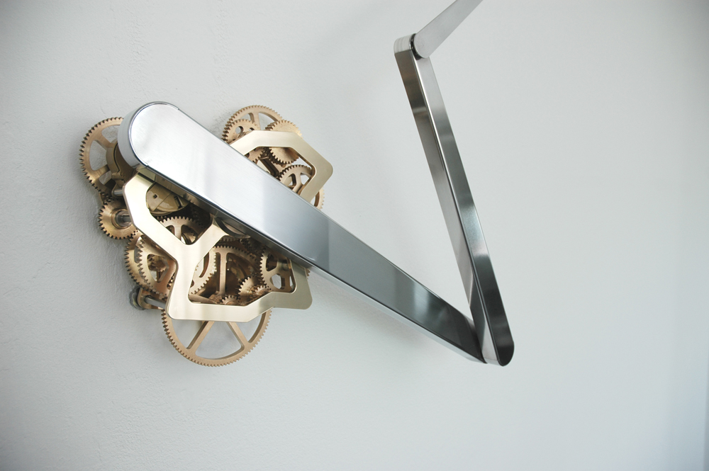 kinetic clock