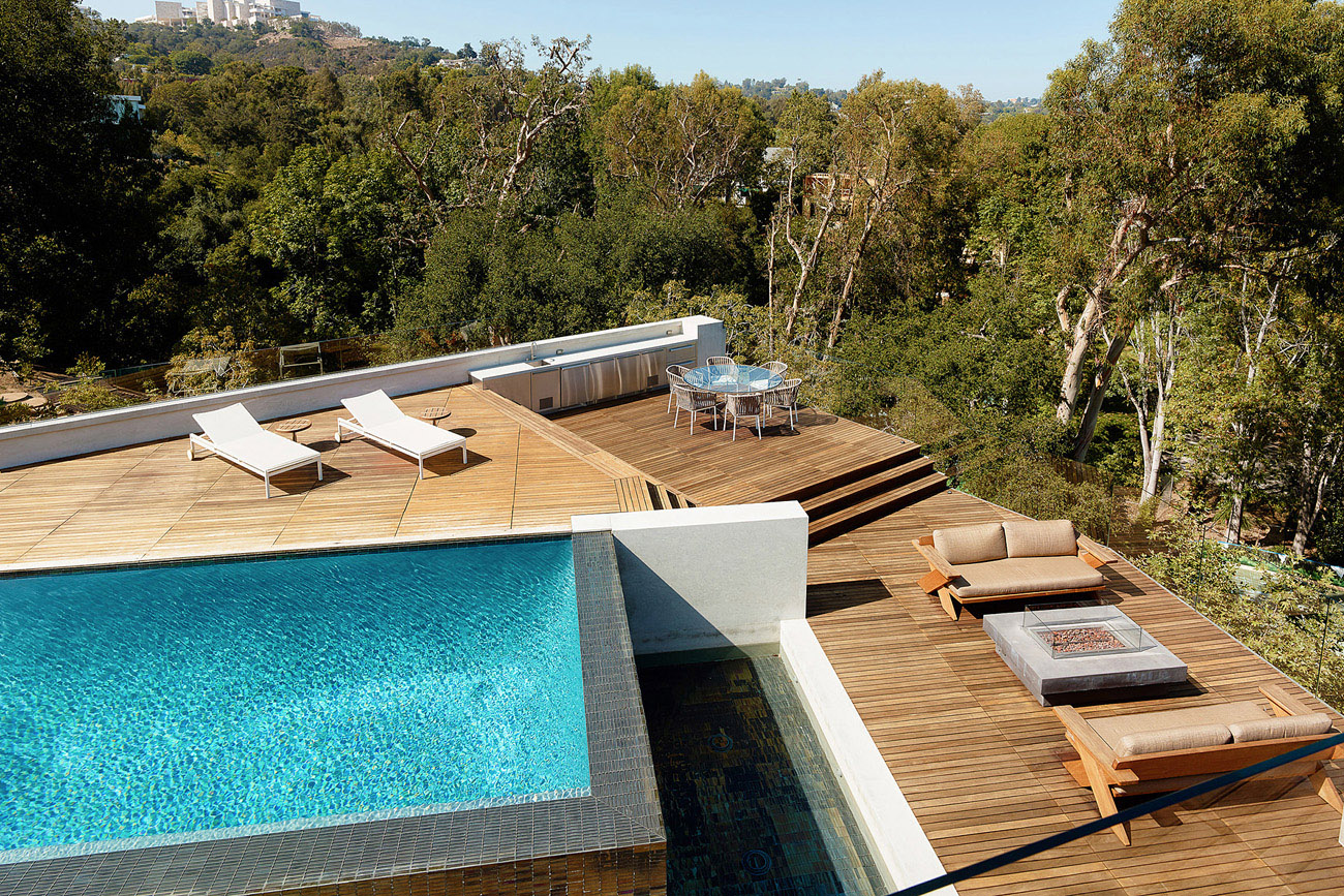 house with pool