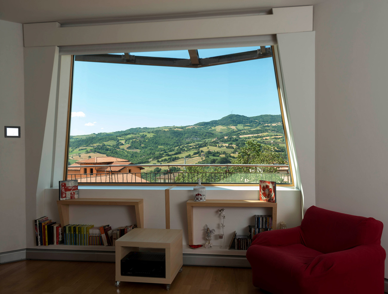 house that rotates