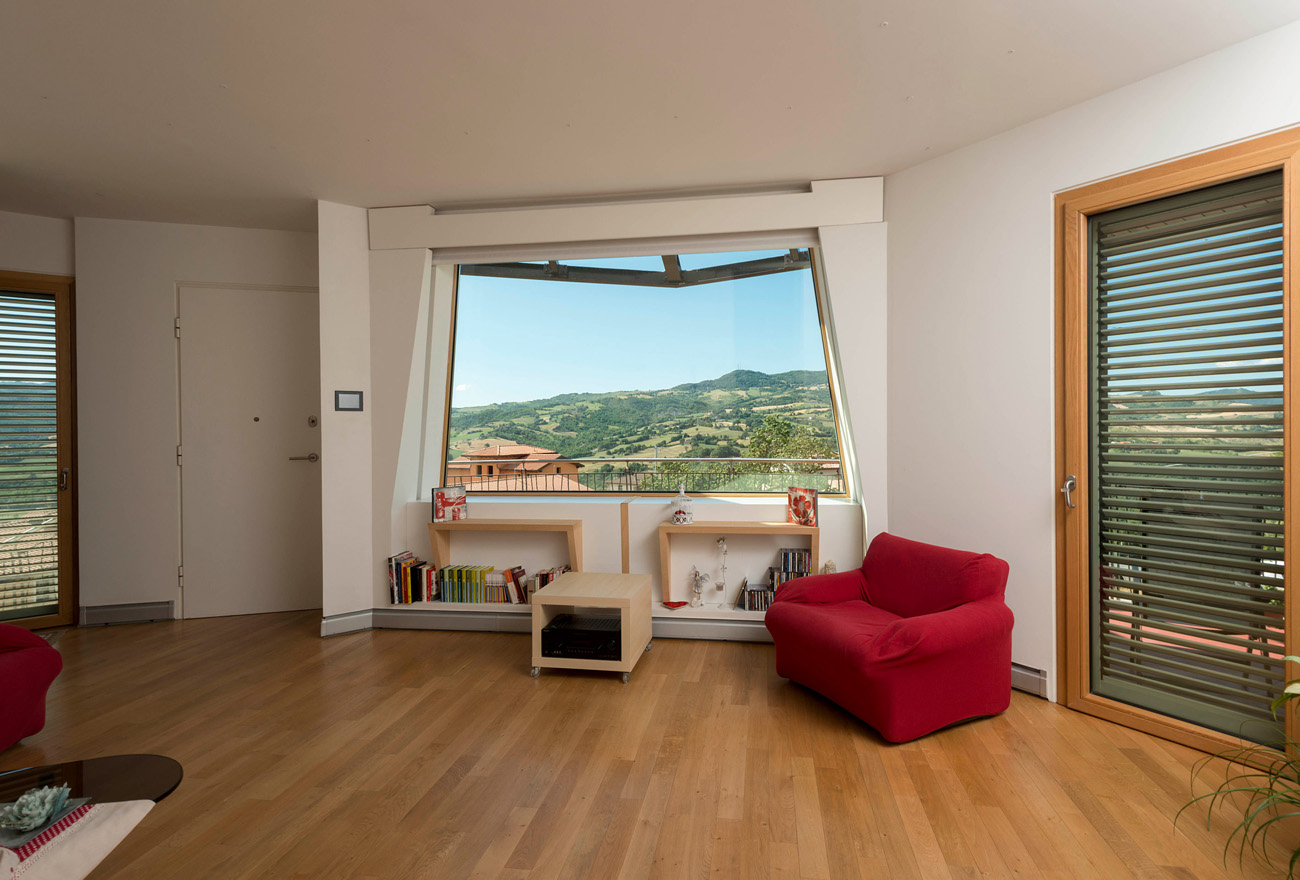 rotating summer house