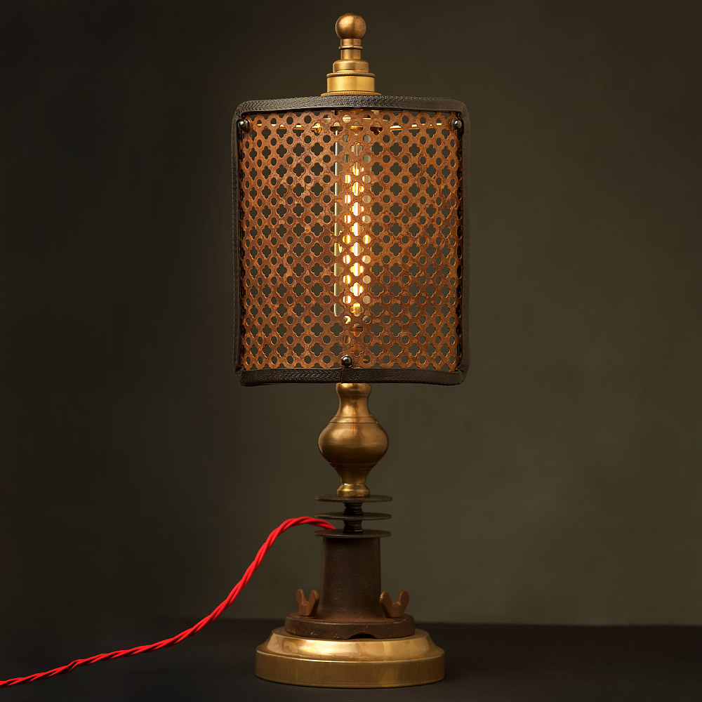 Guard Shield Vintage Desk Lamp